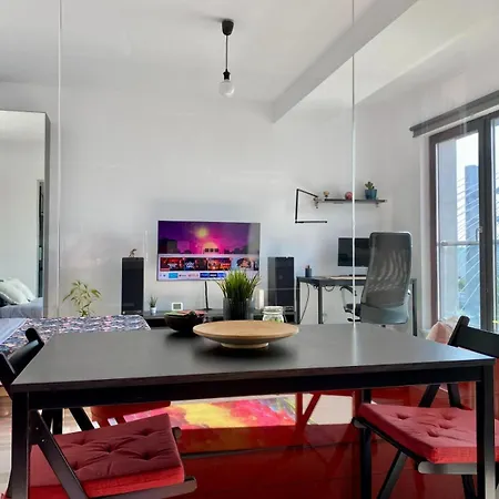 Independence Apartment Bucharest